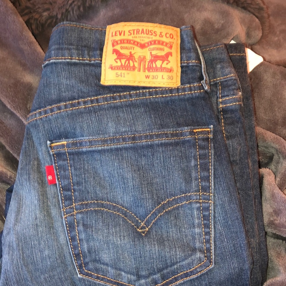 Men’s Levi Jeans